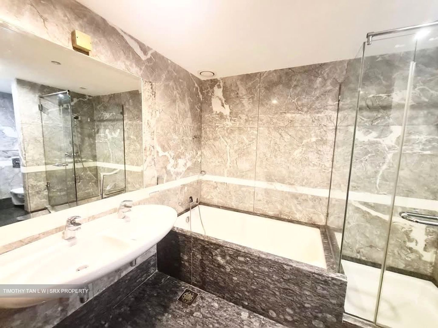 Riverside 48 (D9), Apartment #595867081